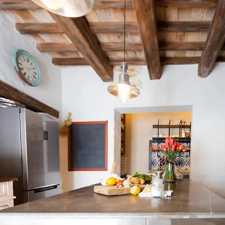 Dimora Pallotto Bed & Breakfast